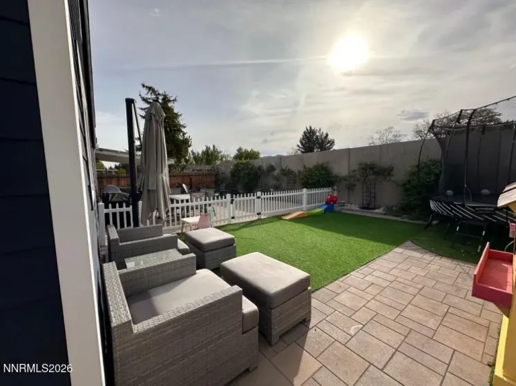 4760 Spring, Reno, Nevada 89502, 4 Bedrooms Bedrooms, ,3 BathroomsBathrooms,Residential,Residential,Spring,260005544