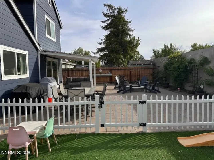 4760 Spring, Reno, Nevada 89502, 4 Bedrooms Bedrooms, ,3 BathroomsBathrooms,Residential,Residential,Spring,260005544