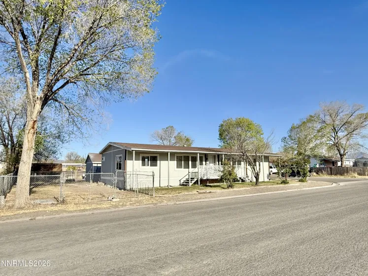 605 Birch, Battle Mountain, Nevada 89820, 3 Bedrooms Bedrooms, ,2 BathroomsBathrooms,Residential,Residential,Birch,260005545