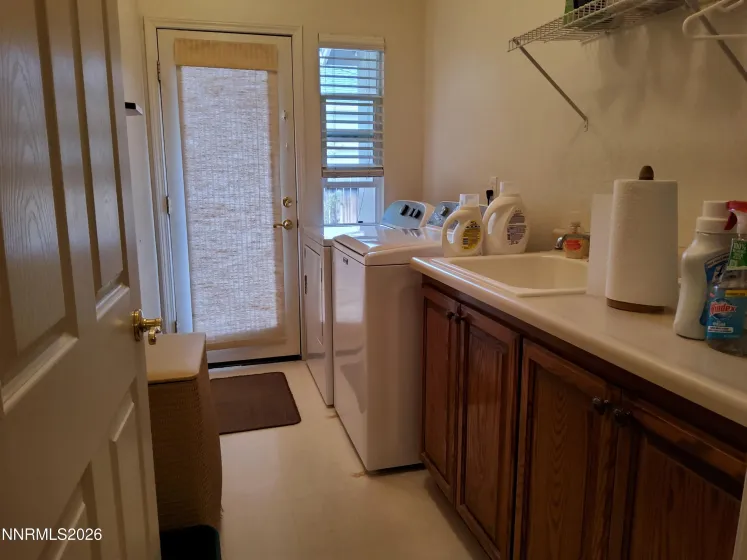 1171 Dortmunder, Sparks, Nevada 89441, 3 Bedrooms Bedrooms, ,3 BathroomsBathrooms,Residential,Residential,Dortmunder,260005546