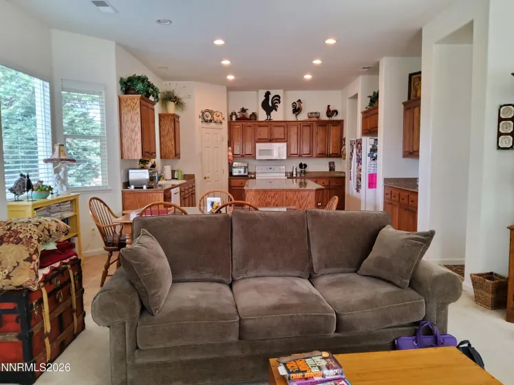 1171 Dortmunder, Sparks, Nevada 89441, 3 Bedrooms Bedrooms, ,3 BathroomsBathrooms,Residential,Residential,Dortmunder,260005546