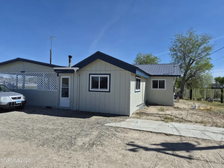 3280 Lone Tree, Fallon, Nevada 89406, 3 Bedrooms Bedrooms, ,2 BathroomsBathrooms,Farm & Ranch,Residential,Lone Tree,260005549