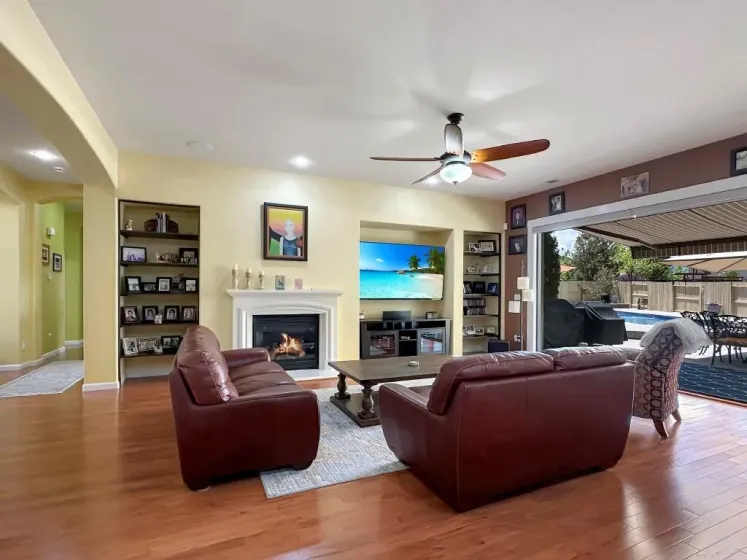 10555 Hampton Creek, Reno, Nevada 89521, 5 Bedrooms Bedrooms, ,3 BathroomsBathrooms,Residential,Residential,Hampton Creek,260005551
