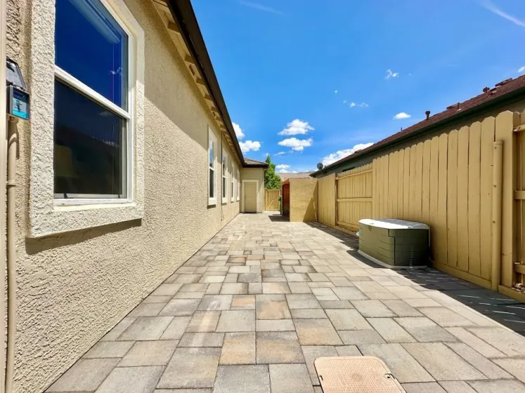 10555 Hampton Creek, Reno, Nevada 89521, 5 Bedrooms Bedrooms, ,3 BathroomsBathrooms,Residential,Residential,Hampton Creek,260005551