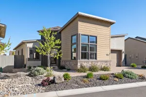 2225 Paint Horse, Reno, Nevada 89521, 2 Bedrooms Bedrooms, ,2 BathroomsBathrooms,Residential,Residential,Paint Horse,260005552