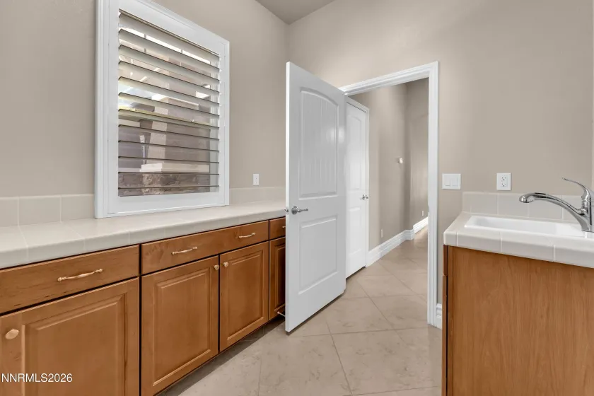 4747 Jacmel, Sparks, Nevada 89436, 5 Bedrooms Bedrooms, ,3 BathroomsBathrooms,Residential,Residential,Jacmel,0,260001479