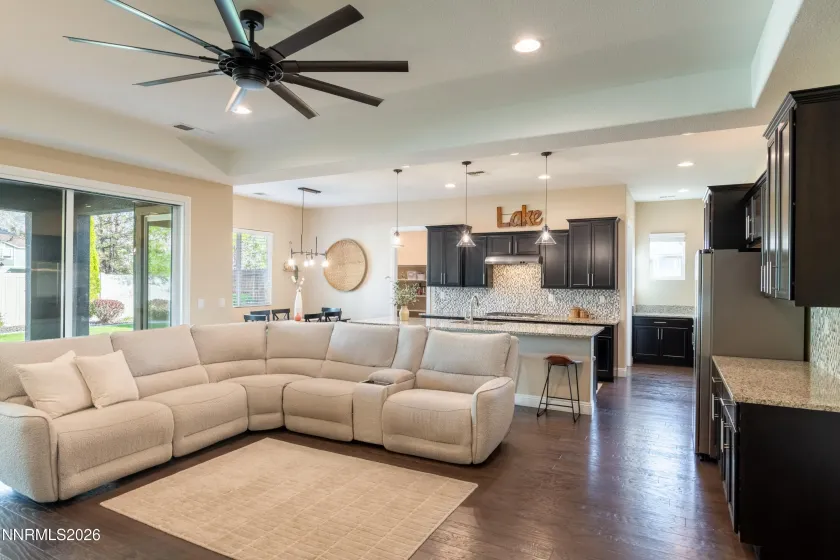 10080 Gold Cup, Reno, Nevada 89521, 4 Bedrooms Bedrooms, ,4 BathroomsBathrooms,Residential,Residential,Gold Cup,260005553