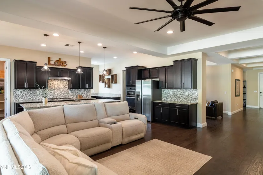 10080 Gold Cup, Reno, Nevada 89521, 4 Bedrooms Bedrooms, ,4 BathroomsBathrooms,Residential,Residential,Gold Cup,260005553