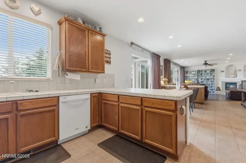 4256 Dancing Moon, Sparks, Nevada 89436, 3 Bedrooms Bedrooms, ,3 BathroomsBathrooms,Residential,Residential,Dancing Moon,260005555