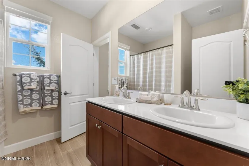 231 Rhodium, Reno, Nevada 89521, 4 Bedrooms Bedrooms, ,3 BathroomsBathrooms,Residential,Residential,Rhodium,260005561