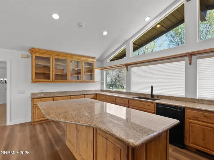 232 Beverly, Gardnerville, Nevada 89460, 5 Bedrooms Bedrooms, ,3 BathroomsBathrooms,Residential,Residential,Beverly,260005567