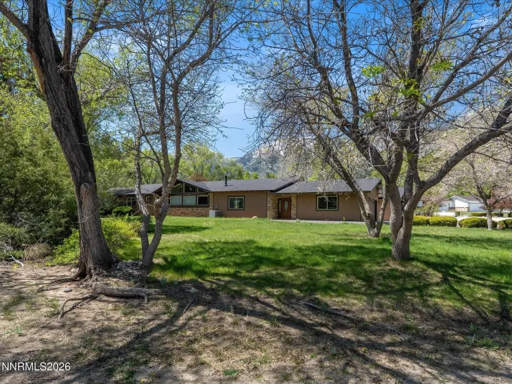 232 Beverly, Gardnerville, Nevada 89460, 5 Bedrooms Bedrooms, ,3 BathroomsBathrooms,Residential,Residential,Beverly,260005567