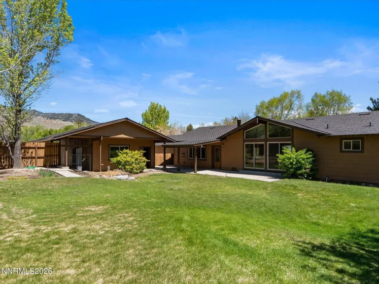 232 Beverly, Gardnerville, Nevada 89460, 5 Bedrooms Bedrooms, ,3 BathroomsBathrooms,Residential,Residential,Beverly,260005567