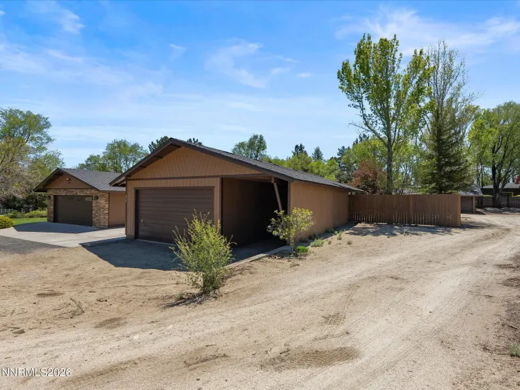 232 Beverly, Gardnerville, Nevada 89460, 5 Bedrooms Bedrooms, ,3 BathroomsBathrooms,Residential,Residential,Beverly,260005567
