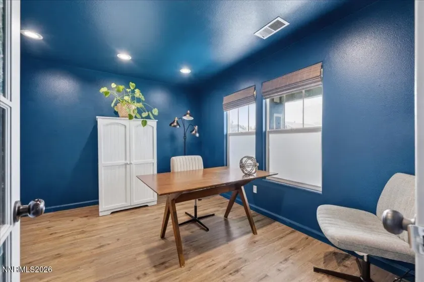1347 Scarlet Oak, Gardnerville, Nevada 89410, 3 Bedrooms Bedrooms, ,3 BathroomsBathrooms,Residential,Residential,Scarlet Oak,260005568