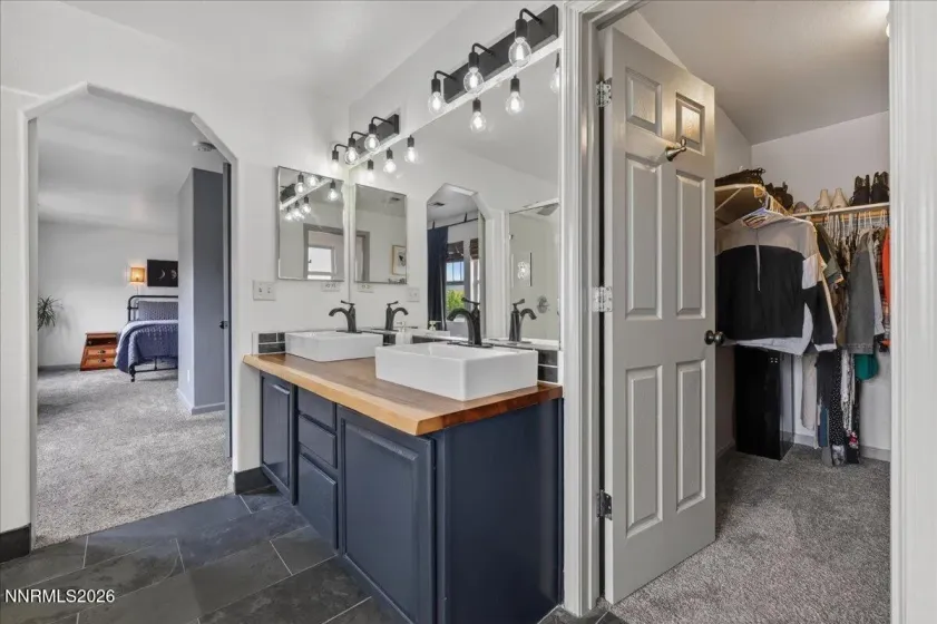 1347 Scarlet Oak, Gardnerville, Nevada 89410, 3 Bedrooms Bedrooms, ,3 BathroomsBathrooms,Residential,Residential,Scarlet Oak,260005568