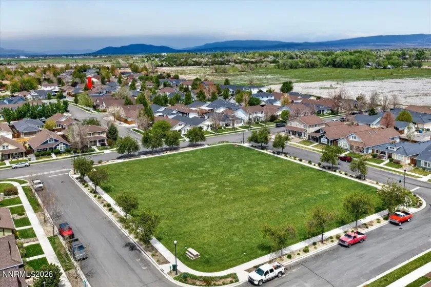 1347 Scarlet Oak, Gardnerville, Nevada 89410, 3 Bedrooms Bedrooms, ,3 BathroomsBathrooms,Residential,Residential,Scarlet Oak,260005568