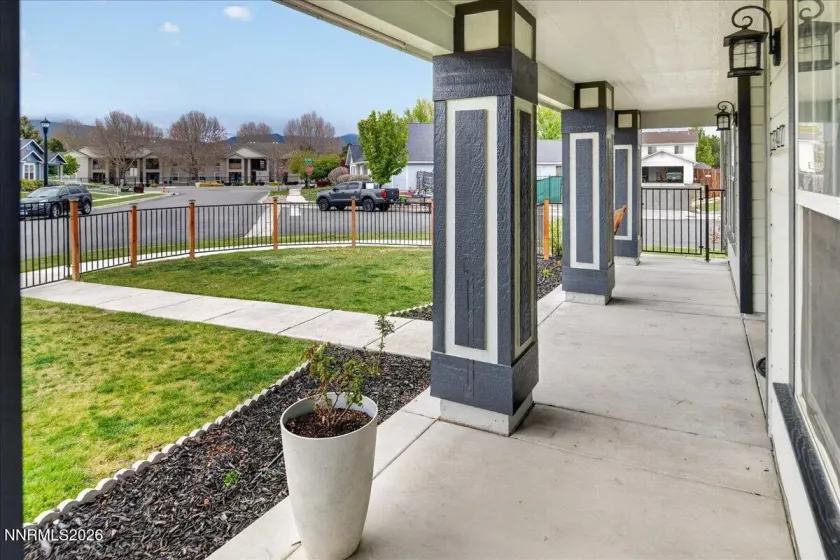 1347 Scarlet Oak, Gardnerville, Nevada 89410, 3 Bedrooms Bedrooms, ,3 BathroomsBathrooms,Residential,Residential,Scarlet Oak,260005568