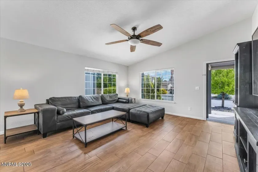17725 Gingko, Reno, Nevada 89508, 6 Bedrooms Bedrooms, ,3 BathroomsBathrooms,Residential,Residential,Gingko,260005572