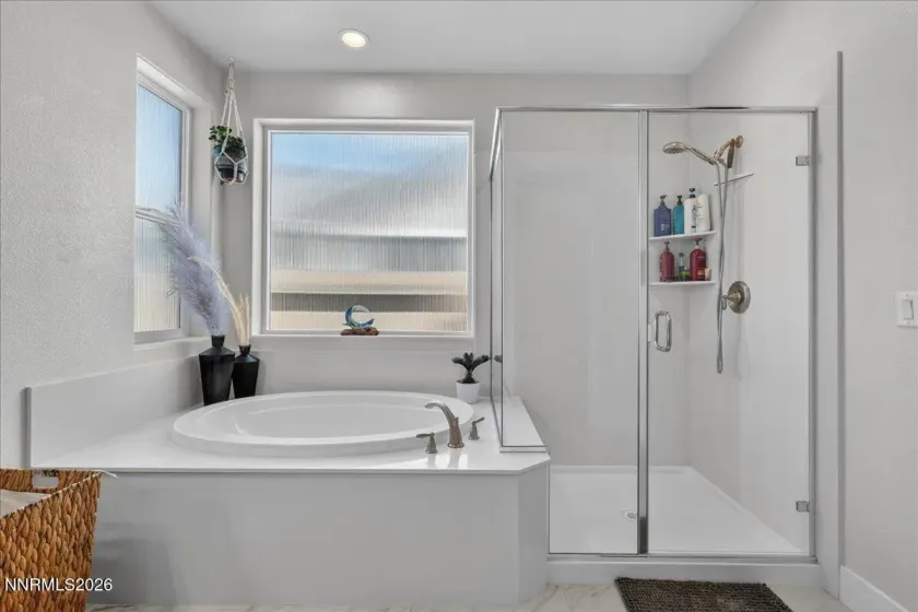 1640 Buttonwillow, Minden, Nevada 89423, 3 Bedrooms Bedrooms, ,3 BathroomsBathrooms,Residential,Residential,Buttonwillow,260005581