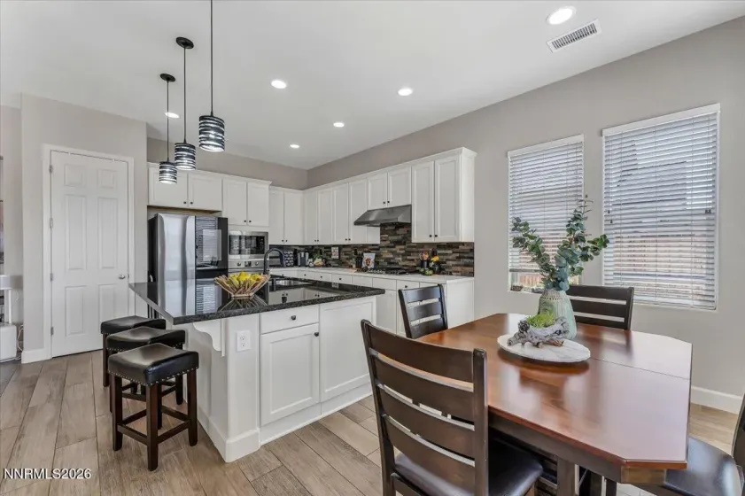 11785 Valley Crest, Sparks, Nevada 89441, 3 Bedrooms Bedrooms, ,4 BathroomsBathrooms,Residential,Residential,Valley Crest,260005580