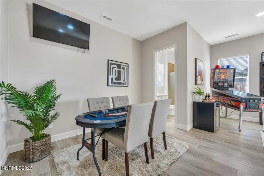 11785 Valley Crest, Sparks, Nevada 89441, 3 Bedrooms Bedrooms, ,4 BathroomsBathrooms,Residential,Residential,Valley Crest,260005580