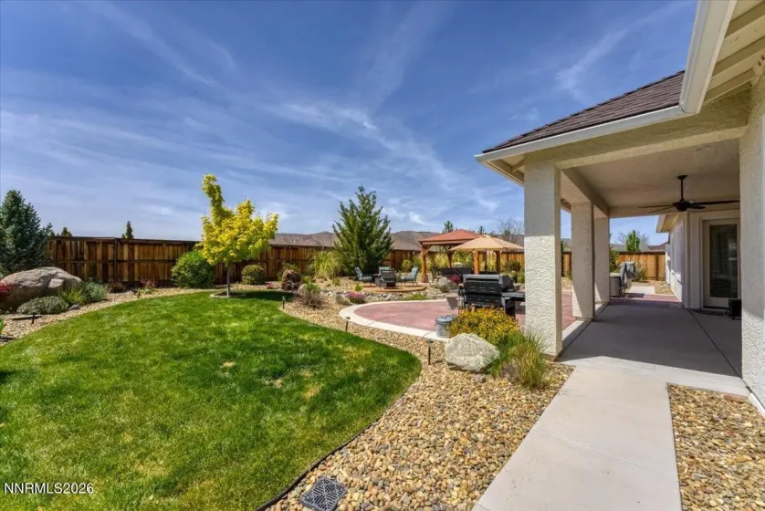11785 Valley Crest, Sparks, Nevada 89441, 3 Bedrooms Bedrooms, ,4 BathroomsBathrooms,Residential,Residential,Valley Crest,260005580