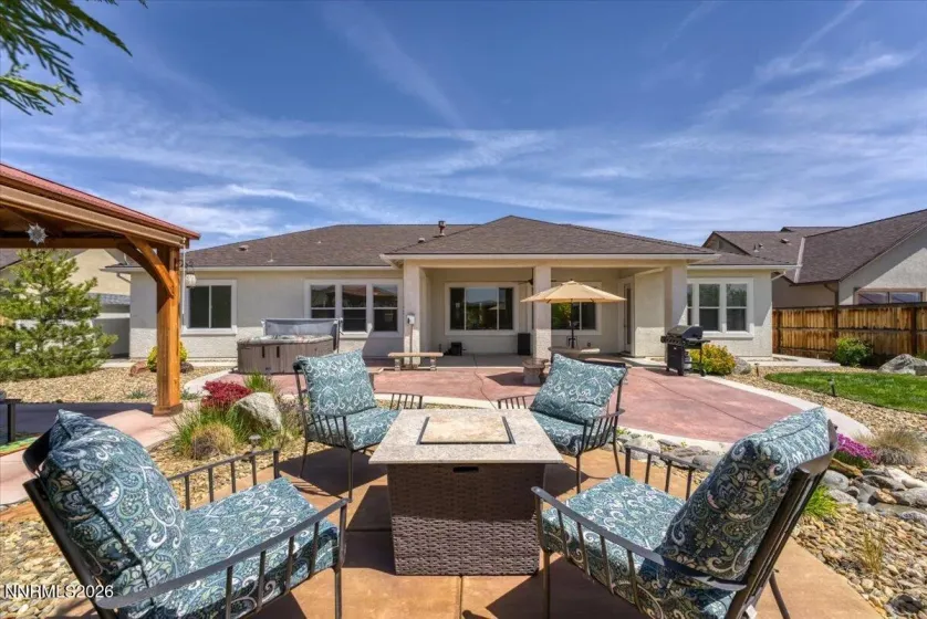 11785 Valley Crest, Sparks, Nevada 89441, 3 Bedrooms Bedrooms, ,4 BathroomsBathrooms,Residential,Residential,Valley Crest,260005580