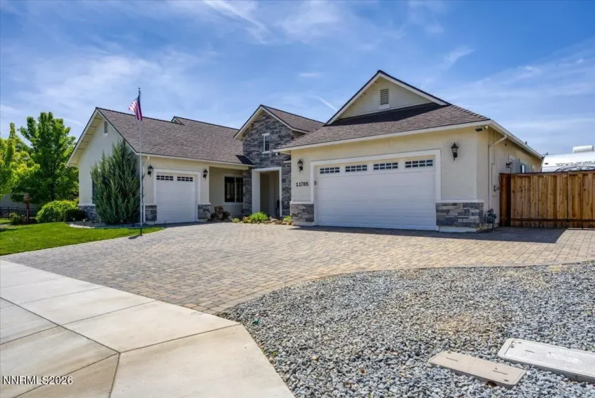 11785 Valley Crest, Sparks, Nevada 89441, 3 Bedrooms Bedrooms, ,4 BathroomsBathrooms,Residential,Residential,Valley Crest,260005580