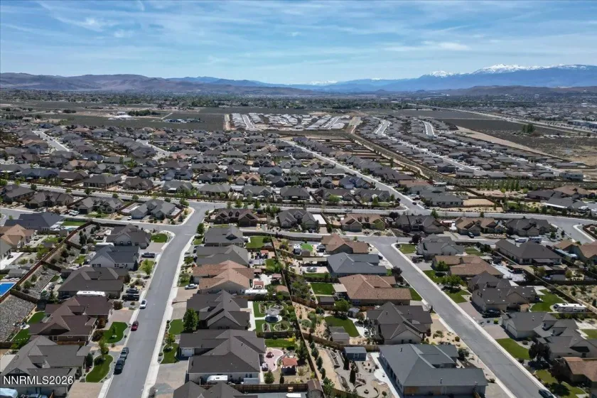 11785 Valley Crest, Sparks, Nevada 89441, 3 Bedrooms Bedrooms, ,4 BathroomsBathrooms,Residential,Residential,Valley Crest,260005580