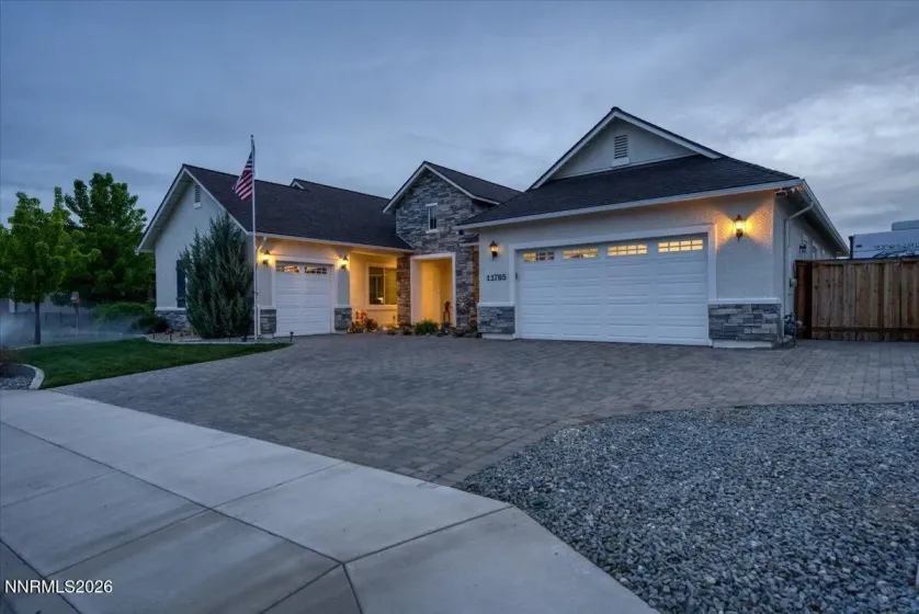 11785 Valley Crest, Sparks, Nevada 89441, 3 Bedrooms Bedrooms, ,4 BathroomsBathrooms,Residential,Residential,Valley Crest,260005580