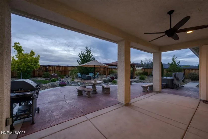 11785 Valley Crest, Sparks, Nevada 89441, 3 Bedrooms Bedrooms, ,4 BathroomsBathrooms,Residential,Residential,Valley Crest,260005580