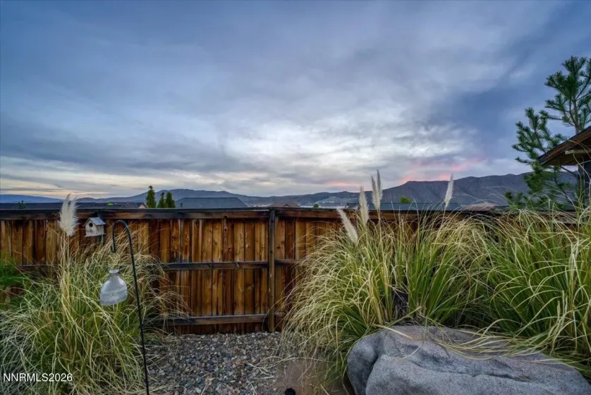 11785 Valley Crest, Sparks, Nevada 89441, 3 Bedrooms Bedrooms, ,4 BathroomsBathrooms,Residential,Residential,Valley Crest,260005580