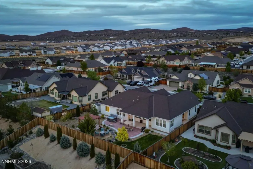 11785 Valley Crest, Sparks, Nevada 89441, 3 Bedrooms Bedrooms, ,4 BathroomsBathrooms,Residential,Residential,Valley Crest,260005580