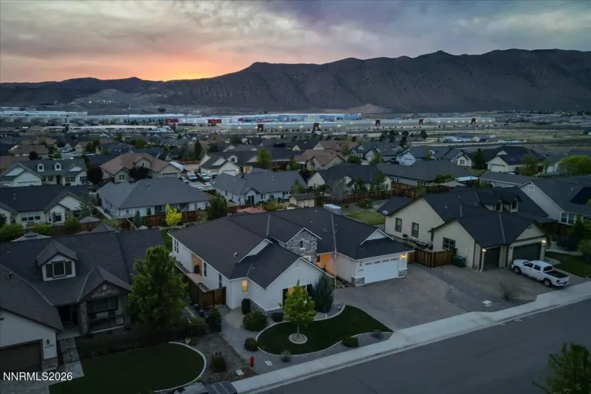 11785 Valley Crest, Sparks, Nevada 89441, 3 Bedrooms Bedrooms, ,4 BathroomsBathrooms,Residential,Residential,Valley Crest,260005580