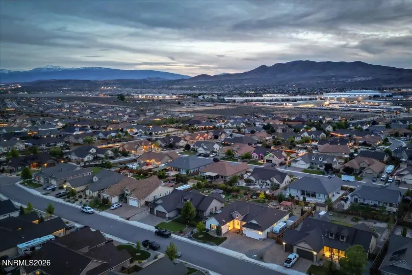 11785 Valley Crest, Sparks, Nevada 89441, 3 Bedrooms Bedrooms, ,4 BathroomsBathrooms,Residential,Residential,Valley Crest,260005580