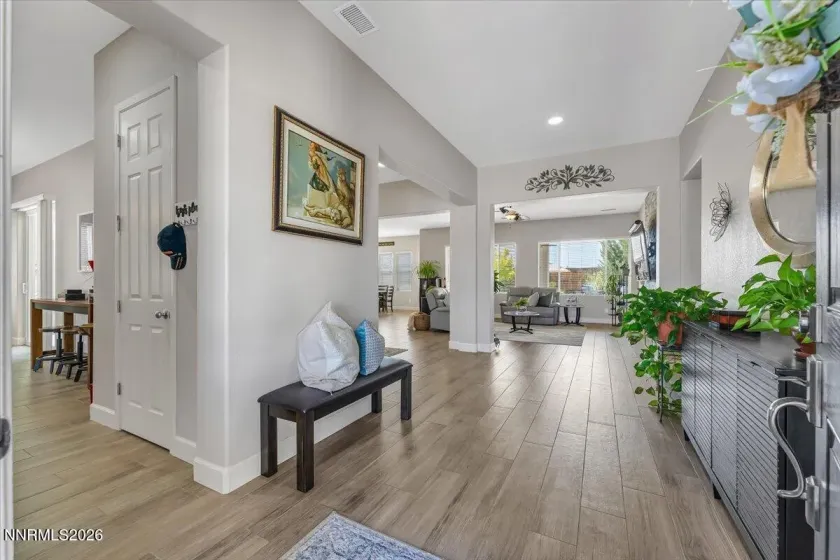 11785 Valley Crest, Sparks, Nevada 89441, 3 Bedrooms Bedrooms, ,4 BathroomsBathrooms,Residential,Residential,Valley Crest,260005580