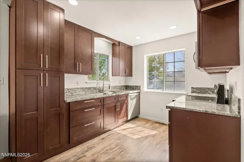 340 Rue De La Mauve, Sparks, Nevada 89434, 3 Bedrooms Bedrooms, ,2 BathroomsBathrooms,Residential,Residential,Rue De La Mauve,260005584