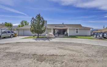 13815 Kewanna, Reno, Nevada 89521, 4 Bedrooms Bedrooms, ,2 BathroomsBathrooms,Residential,Residential,Kewanna,260005585
