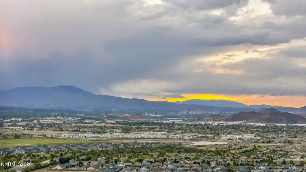 13815 Kewanna, Reno, Nevada 89521, 4 Bedrooms Bedrooms, ,2 BathroomsBathrooms,Residential,Residential,Kewanna,260005585