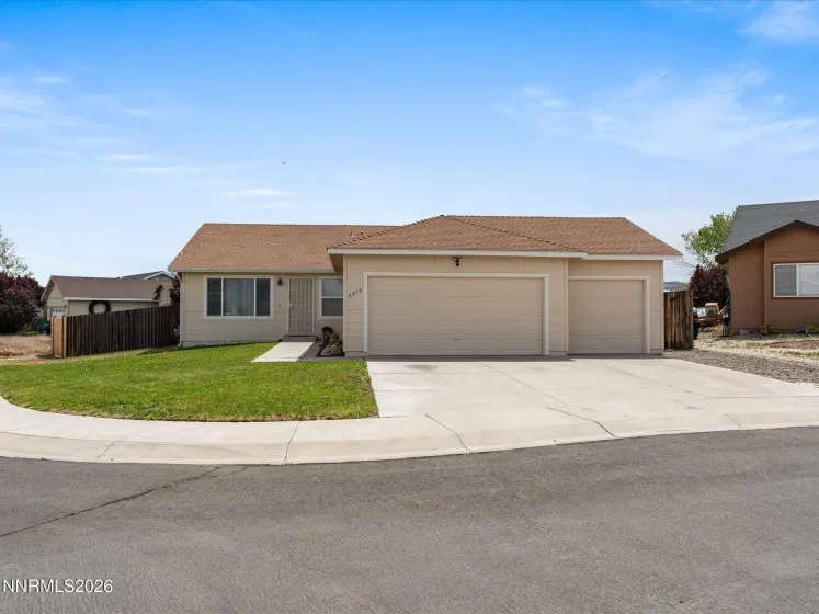 2215 Ellice, Fernley, Nevada 89408, 3 Bedrooms Bedrooms, ,2 BathroomsBathrooms,Residential,Residential,Ellice,260005586