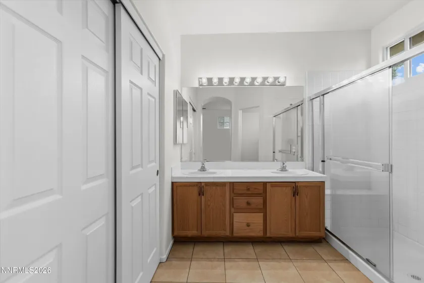 3689 Heron's Landing, Reno, Nevada 89502, 2 Bedrooms Bedrooms, ,2 BathroomsBathrooms,Residential,Residential,Heron's Landing,260005588