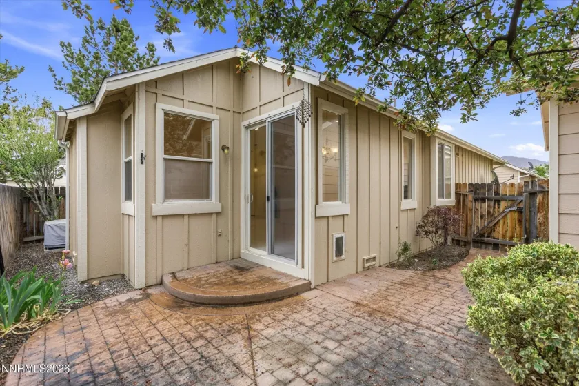 3689 Heron's Landing, Reno, Nevada 89502, 2 Bedrooms Bedrooms, ,2 BathroomsBathrooms,Residential,Residential,Heron's Landing,260005588