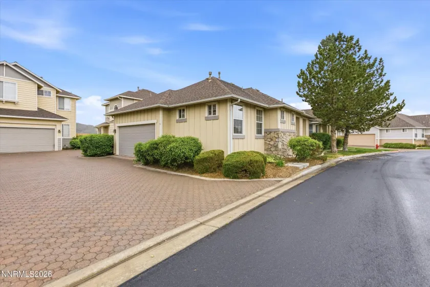 3689 Heron's Landing, Reno, Nevada 89502, 2 Bedrooms Bedrooms, ,2 BathroomsBathrooms,Residential,Residential,Heron's Landing,260005588