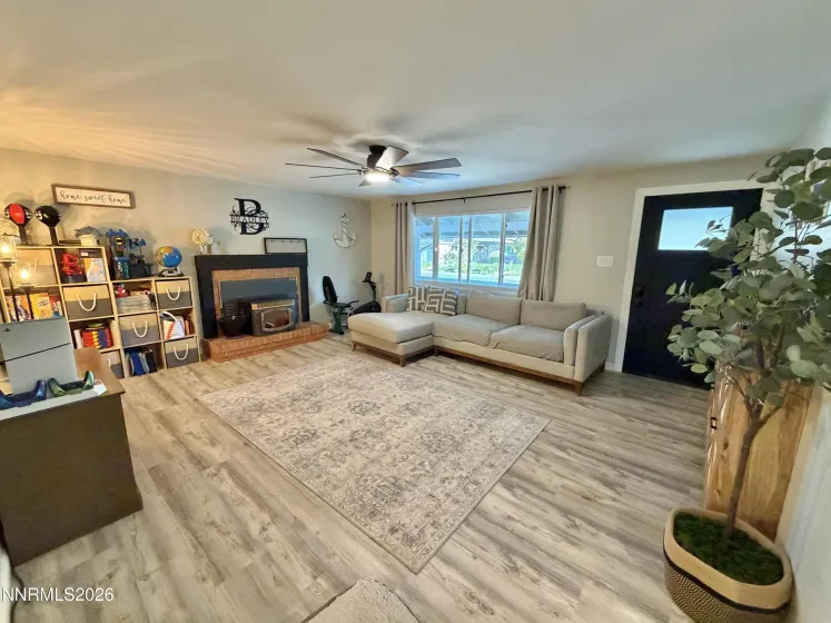 1110 Stonewall, Carson City, Nevada 89701, 3 Bedrooms Bedrooms, ,2 BathroomsBathrooms,Residential,Residential,Stonewall,260005589