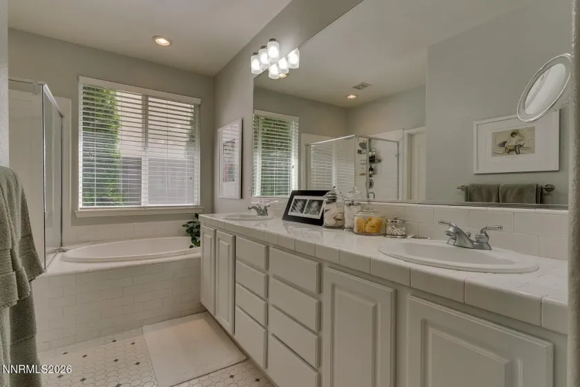 410 Pan Zareta, Reno, Nevada 89521, 5 Bedrooms Bedrooms, ,4 BathroomsBathrooms,Residential,Residential,Pan Zareta,260005591