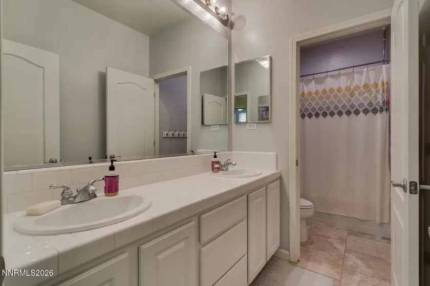 410 Pan Zareta, Reno, Nevada 89521, 5 Bedrooms Bedrooms, ,4 BathroomsBathrooms,Residential,Residential,Pan Zareta,260005591