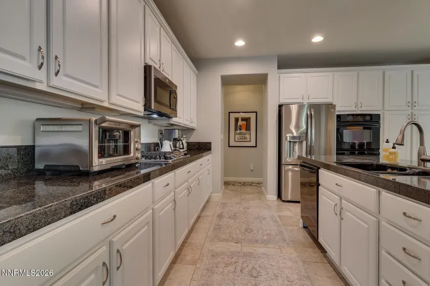 410 Pan Zareta, Reno, Nevada 89521, 5 Bedrooms Bedrooms, ,4 BathroomsBathrooms,Residential,Residential,Pan Zareta,260005591