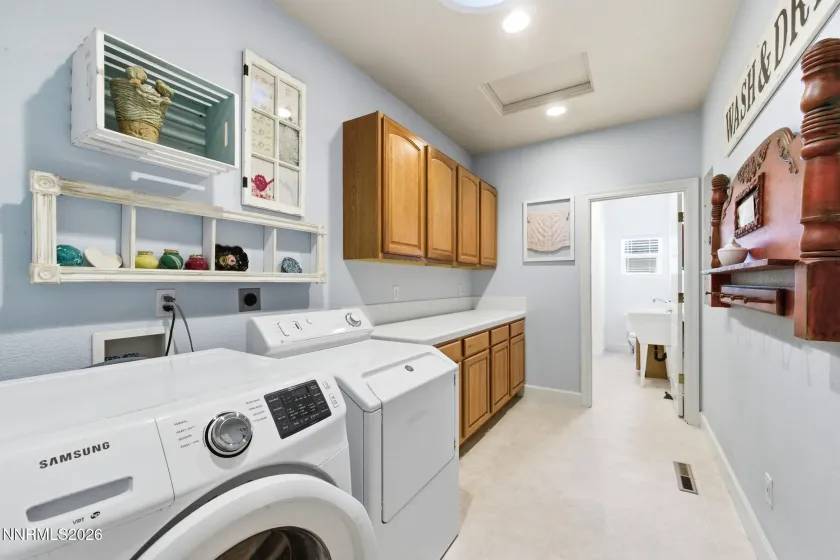 2930 Santa Inez, Minden, Nevada 89423, 3 Bedrooms Bedrooms, ,3 BathroomsBathrooms,Residential,Residential,Santa Inez,260005592
