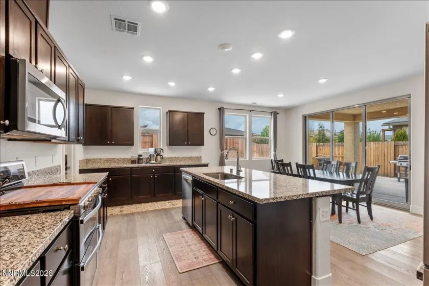 2312 Millville, Sparks, Nevada 89441, 3 Bedrooms Bedrooms, ,3 BathroomsBathrooms,Residential,Residential,Millville,260005596